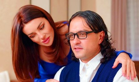 Мачеха делает из пасынка настоящего мужика по мере сил